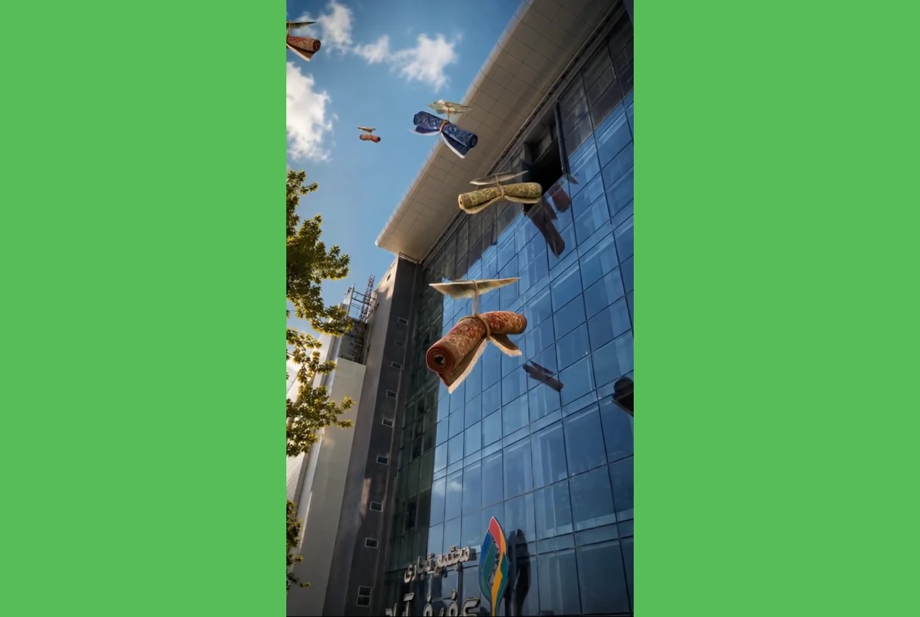 نمایش قالیهای پرنده در تبلیغات CGI فرش ایرانیان